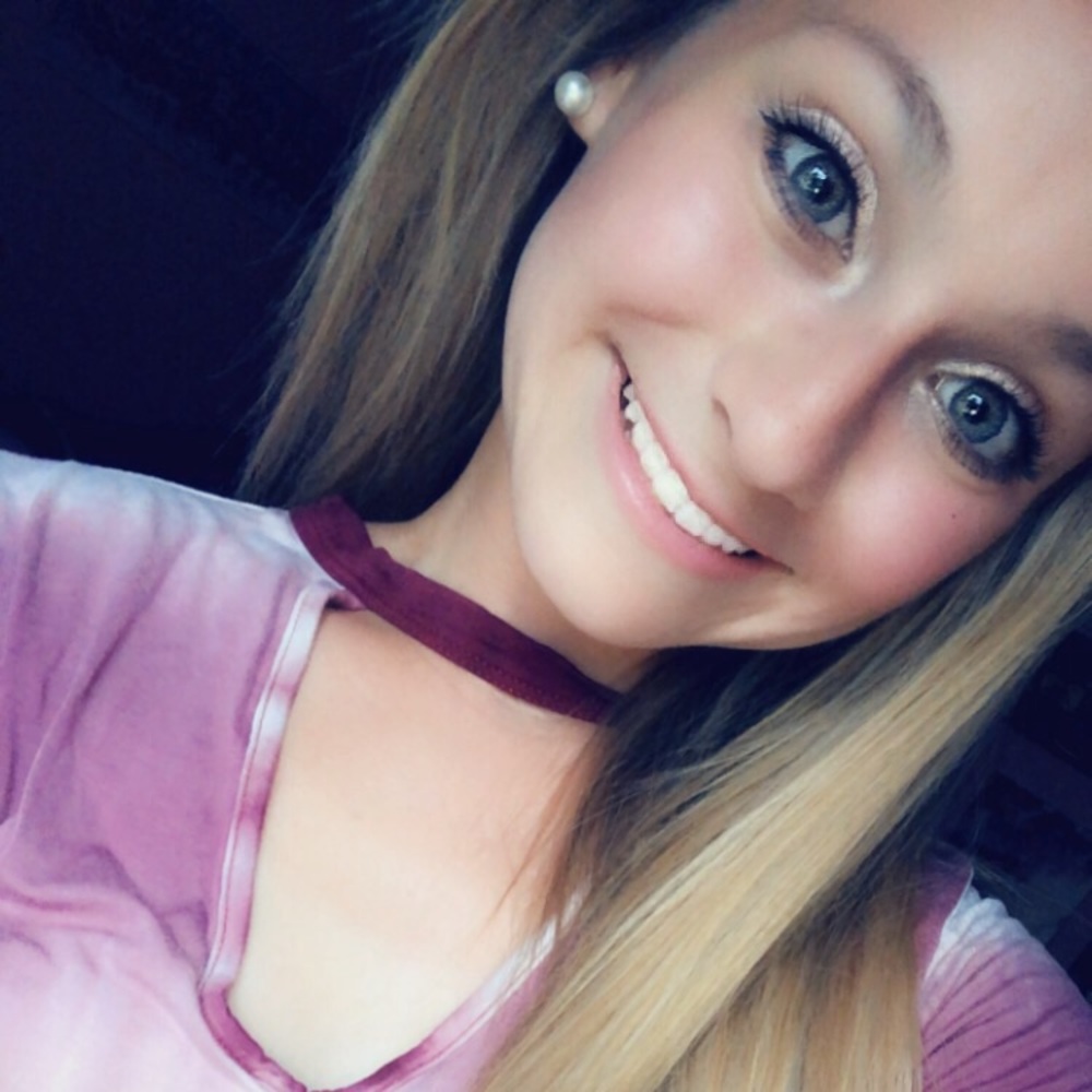 Meet your Posher, Kelsi